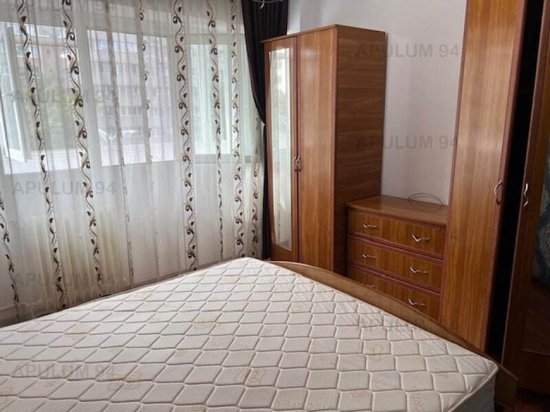 Apartament 3 camere Iuliu Maniu, stradal, statia Valea Lunga. 