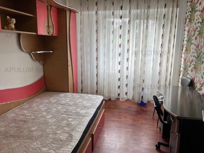 Apartament 3 camere Iuliu Maniu, stradal, statia Valea Lunga. 